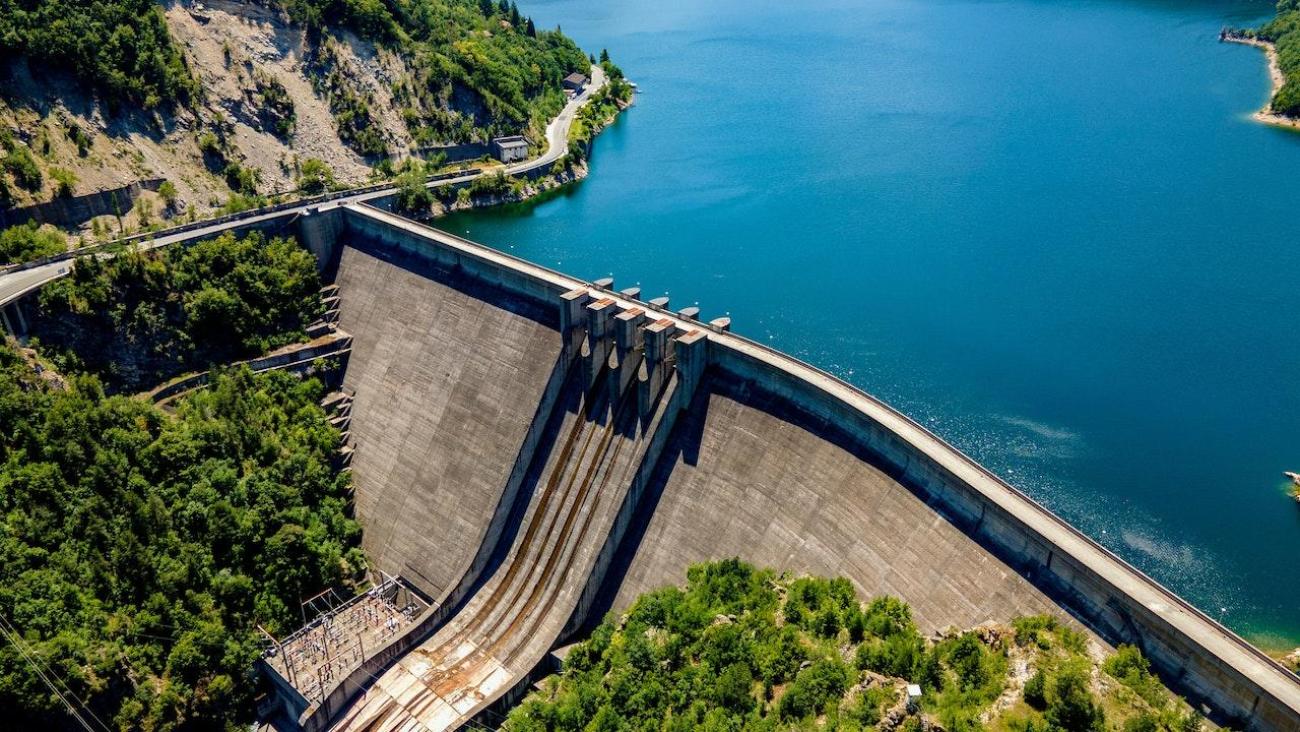 Temperature Control in Mass Concrete Solutions & Lessons from the Hoover Dam