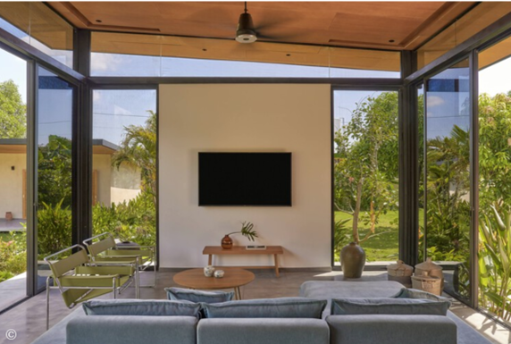 Tropical Modern Villa Architecture – A Unique Impression in Urban Vietnam