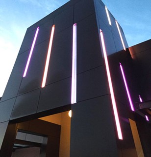 Choáng ngợp với hệ thống đèn LED mặt dựng của Saigon Marina IFC 5 điều “WOW” bạn chưa biết?