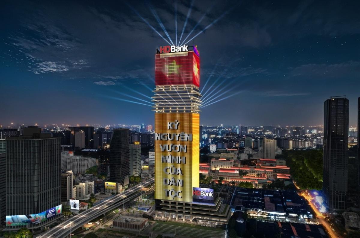 Choáng ngợp với hệ thống đèn LED mặt dựng của Saigon Marina IFC 5 điều “WOW” bạn chưa biết?