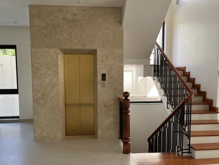 Toshiba Home Lift Special-H (320-400kg)